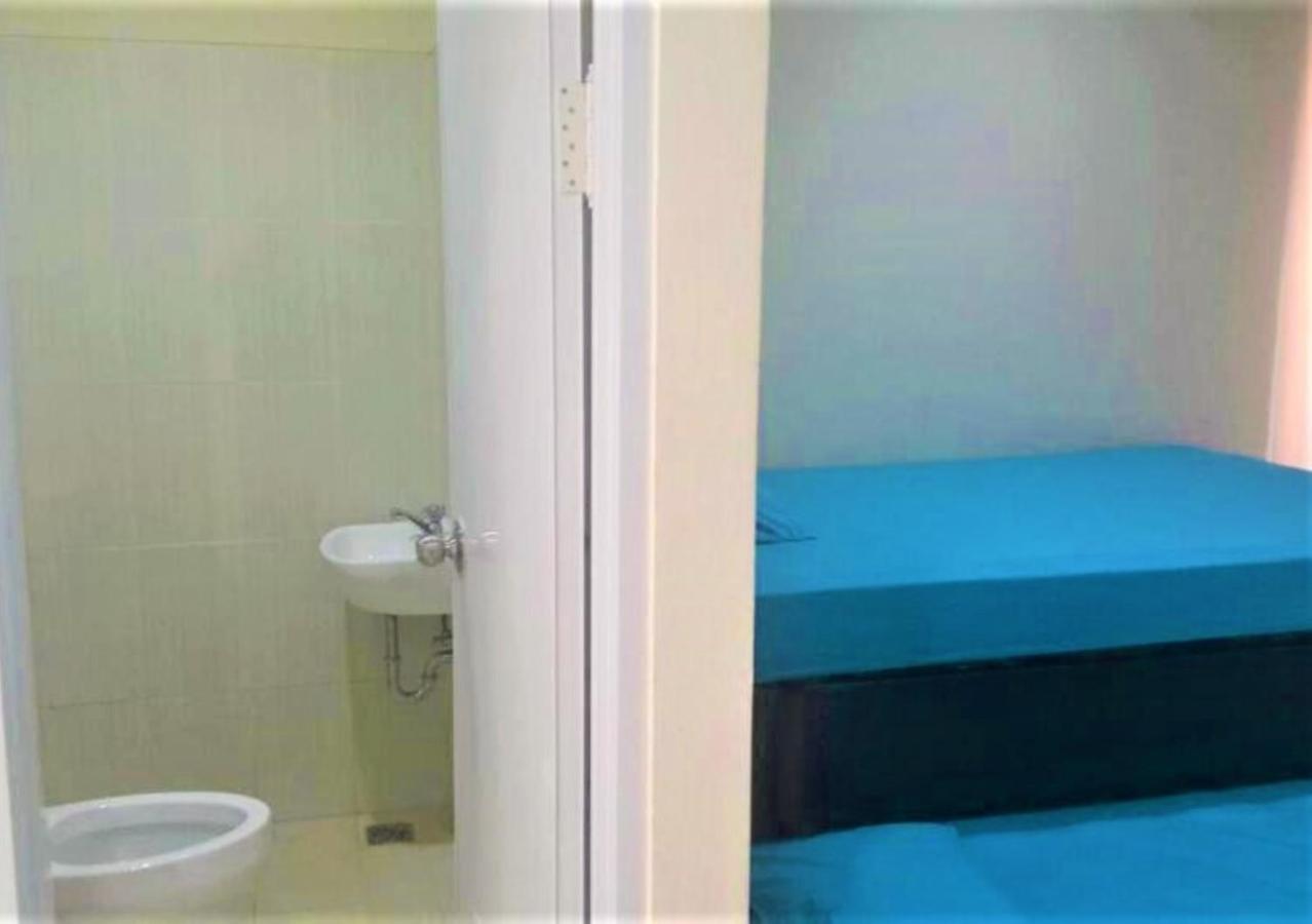 Hotel Giant Kost Tangerang Esterno foto
